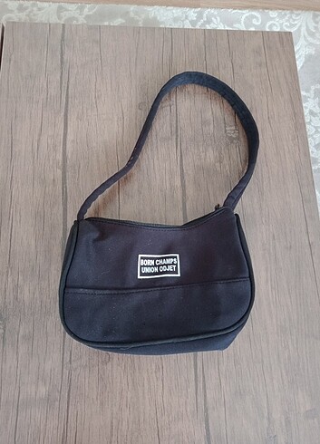 Yumuşak Kumaş El Çantası 16 cm ×22 cm.