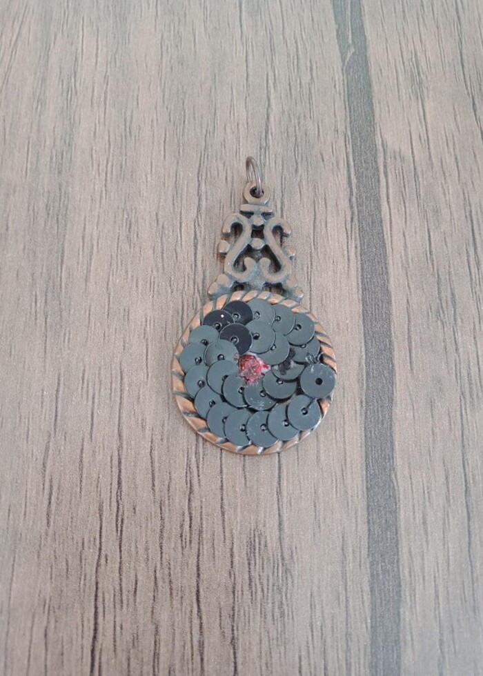 Metal kolye ucu - Görsel 2