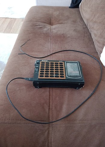 Kamal KM-812 Kahverengi Radyo Tahmini 30 yıllık. - Görsel 9