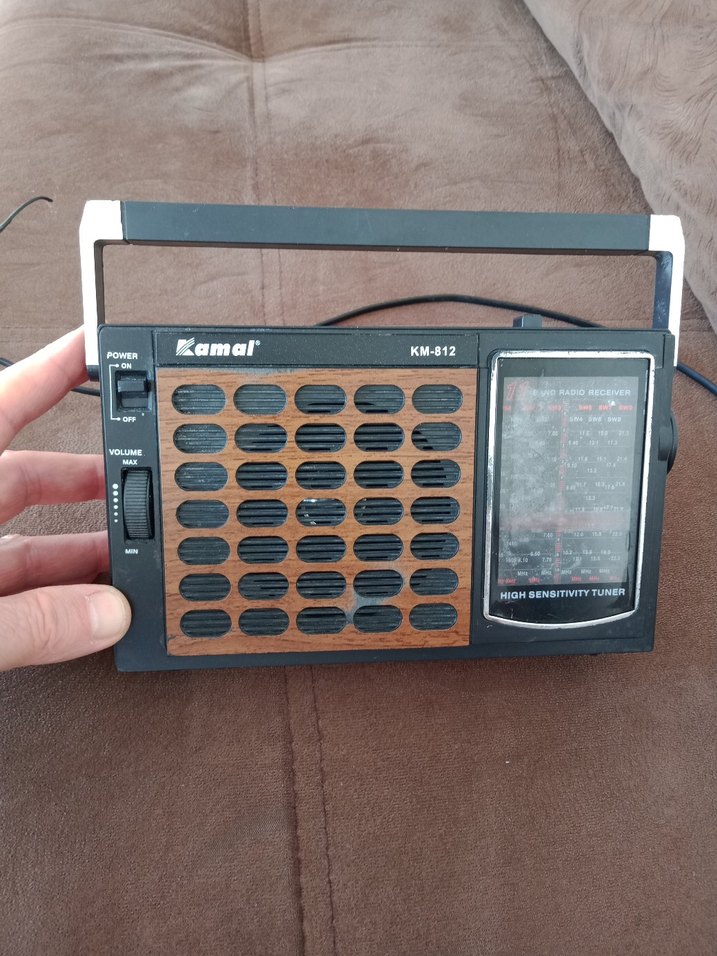 Kamal KM-812 Kahverengi Radyo Tahmini 30 yıllık. - Görsel 4