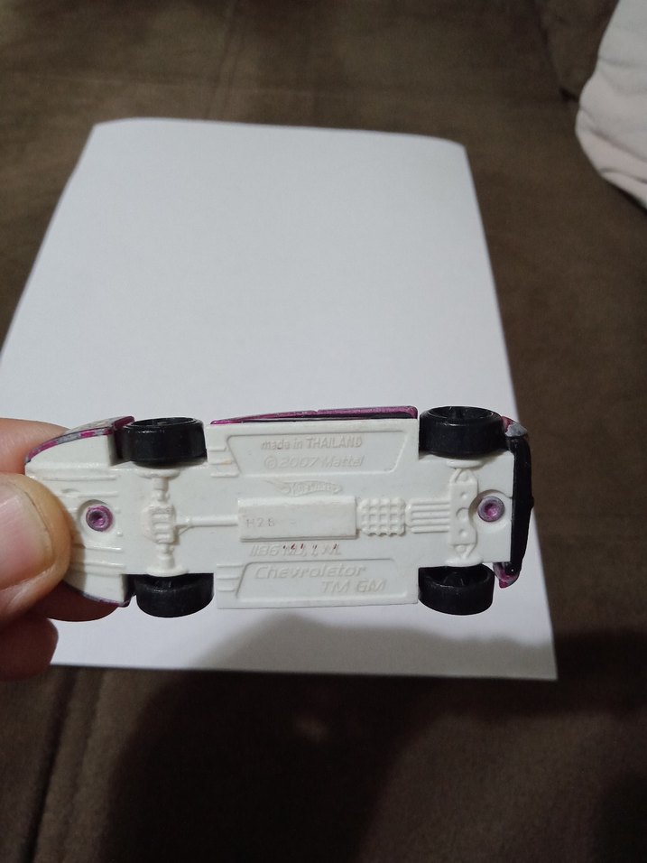 Hotweels Metal Yarış Arabası Sorunsuzdur.Chevrolet. - Görsel 4