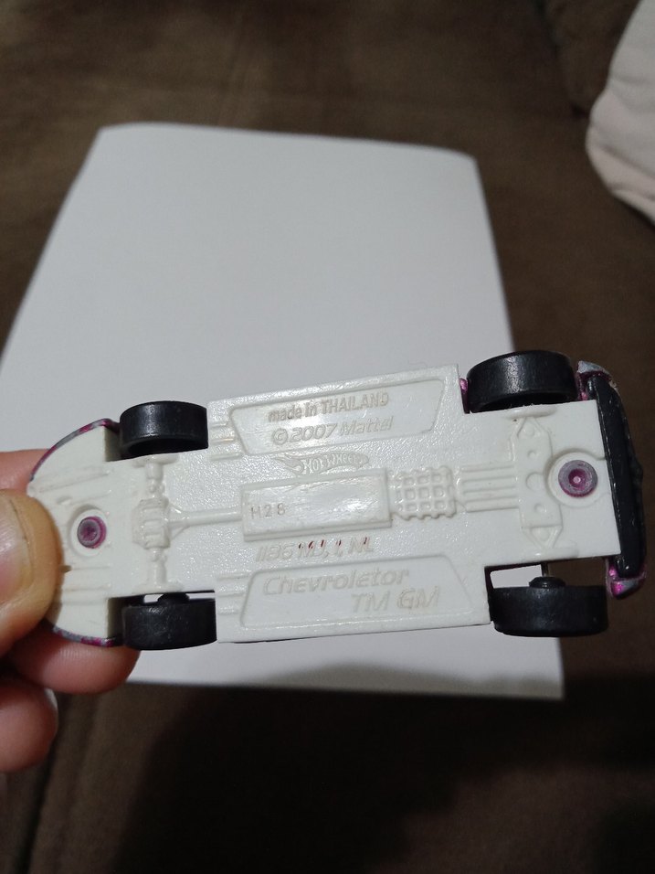 Hotweels Metal Yarış Arabası Sorunsuzdur.Chevrolet. - Görsel 5