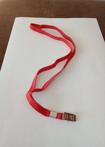 (0)Yeni Kaliteli Yaka Kartı Askılığı Sorunsuzdur. - Görsel 2