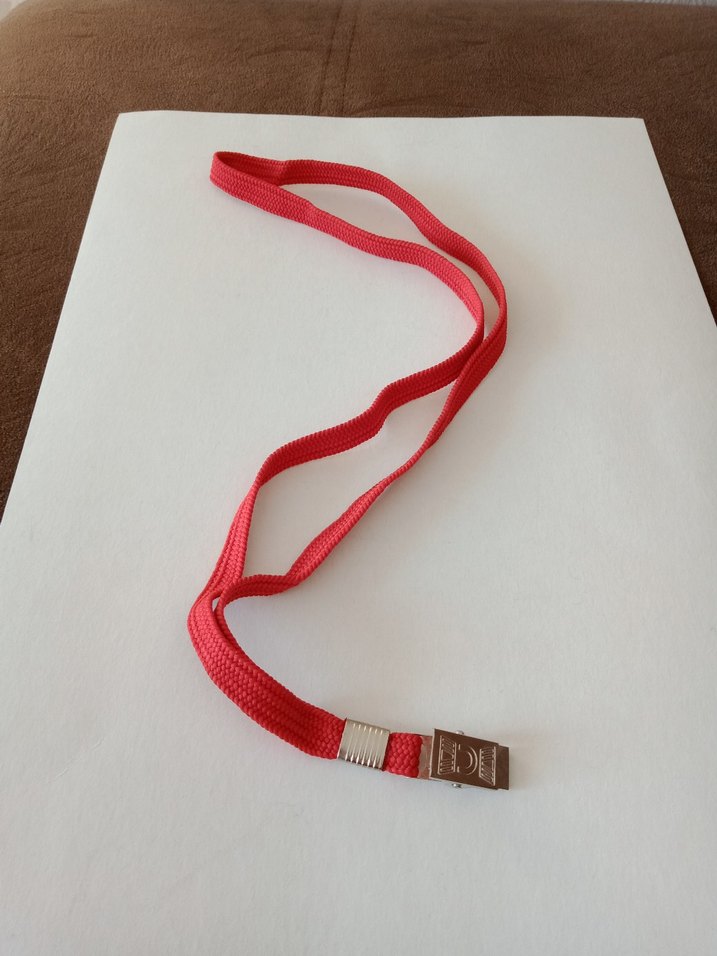 (0)Yeni Kaliteli Yaka Kartı Askılığı Sorunsuzdur. - Görsel 2