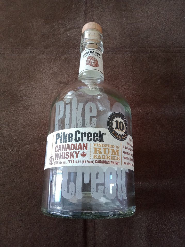 Pike Creek Canadıan Whisky Şişesi.Kanada Viskisi şişesi Orijinal - Görsel 3