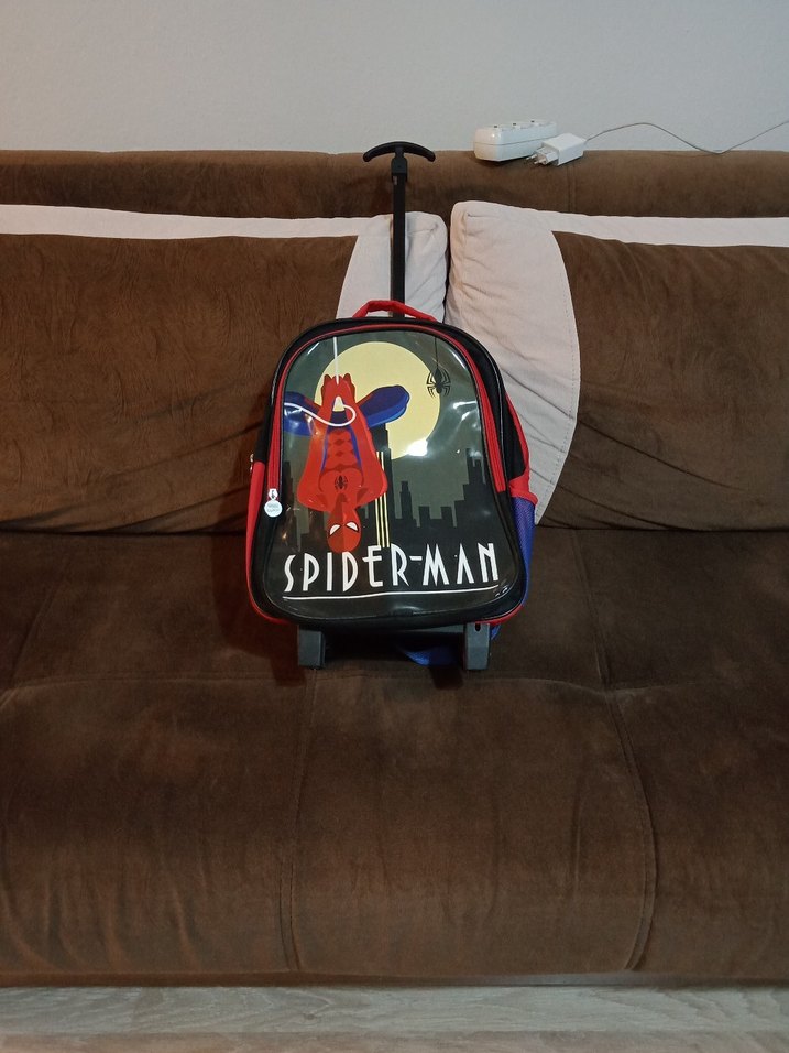 Marvel Tekerlekli Okul Çantası Spiderman - Görsel 5