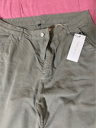 42 Beden trendyolmilla pantolon