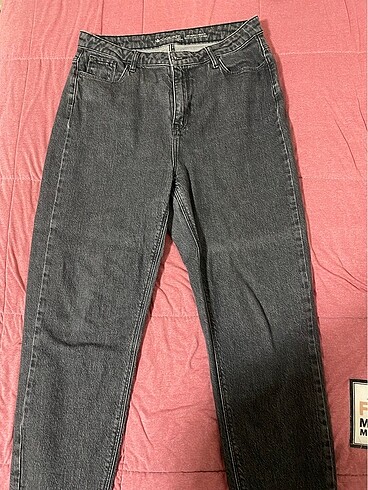 colins mom jean