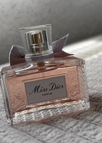  Beden Miss Dior Kadın Parfümü