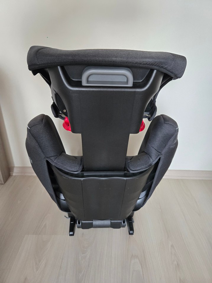 RECARO Siyah Gri Çocuk Araç Koltuğu - Görsel 3