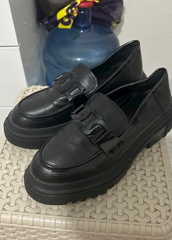 Siyah Yılan Desenli Platform Topuklu Kadın Loafer