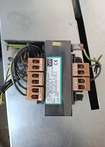 Elektrik Trafosu ve voltaj regülatörü - Görsel 2