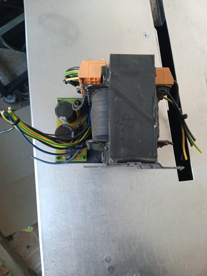 Elektrik Trafosu ve voltaj regülatörü - Görsel 3