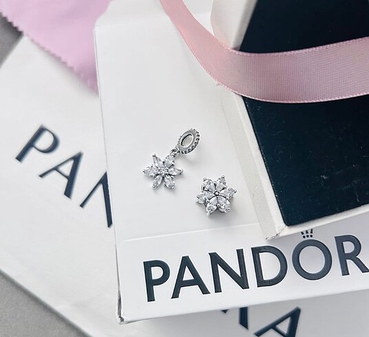 Pandora KRİSTAL CHARM
