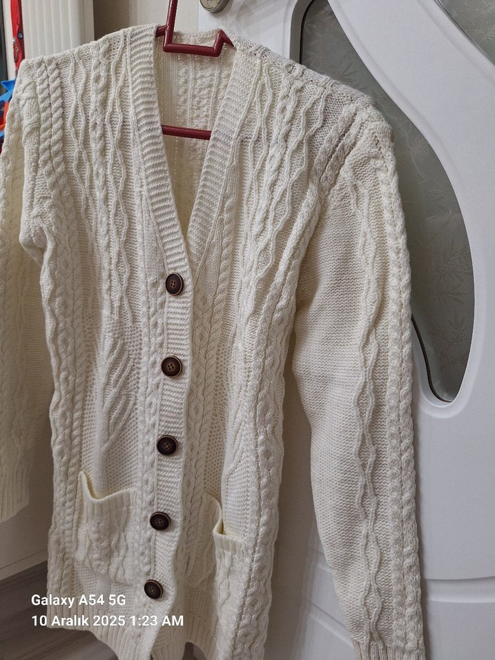 Kadın Beyaz Örgü Hırka, Uzun Kollu, Rahat Kesim - Görsel 3