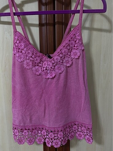 Askılı ambar pembe bluz
