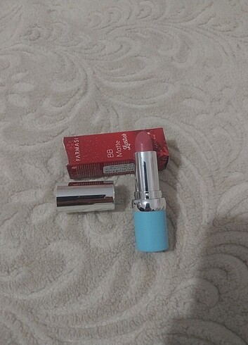 xl Beden kırmızı Renk Avon farmasi ve iç giyim 