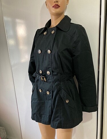 xl Beden XL / 42 beden Siyah Trençkot