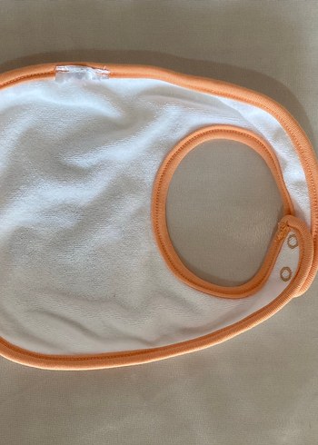 Renkli Kelebek Desenli Bebek Önlüğü - Görsel 3