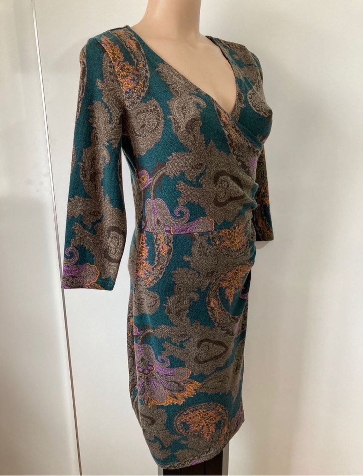 Bohem Kruvaze Yaka Şal Desenli Kışlık Elbise - Görsel 3