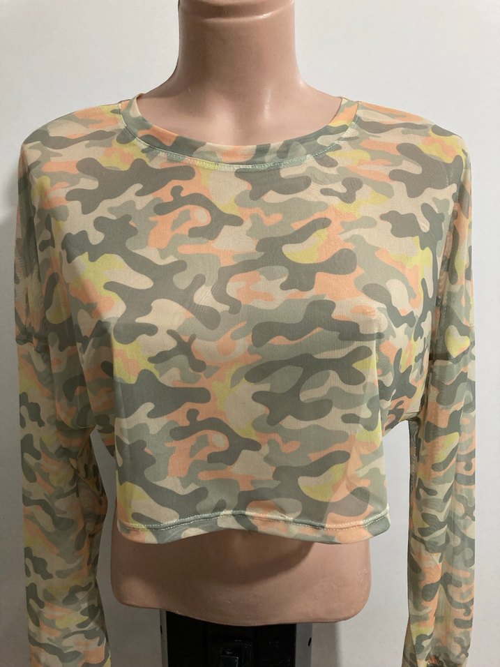 Kadın Kamuflaj Desenli Uzun Kollu Crop Top - Görsel 2