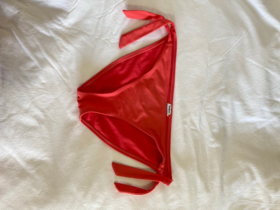 Nar çiçeği 
 Bağlamalı Kadın Bikini Altı - Görsel 2