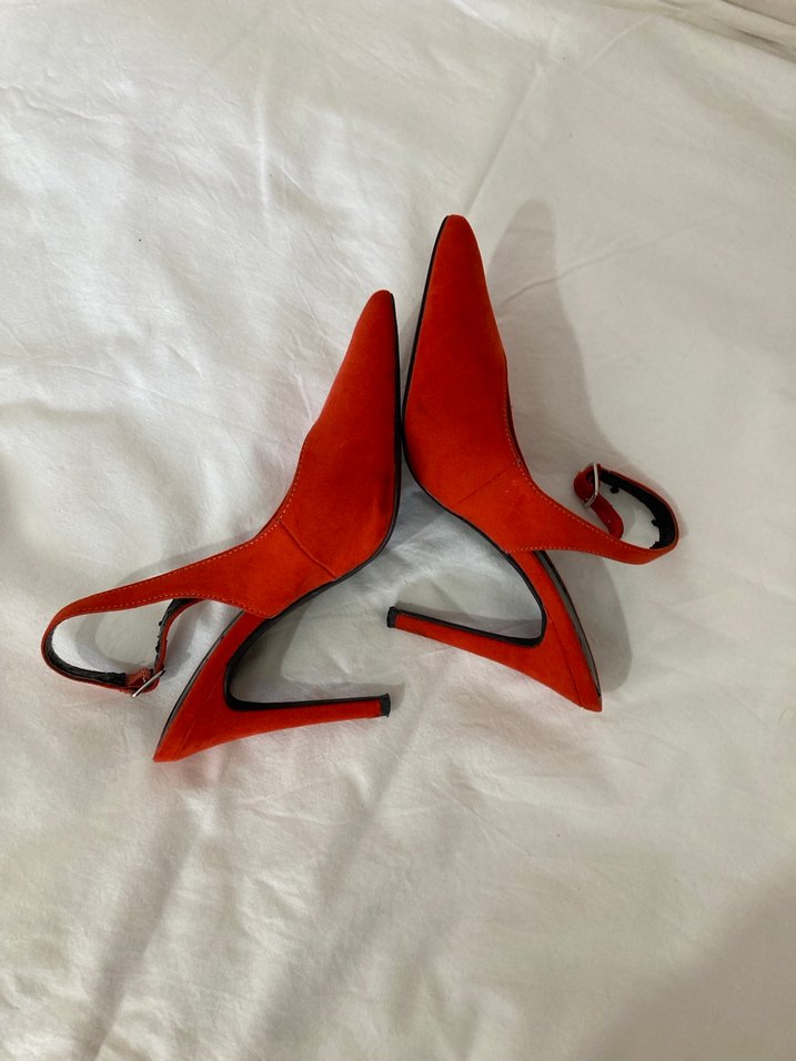 Nar Çiçeği Süet Tokalı Stiletto - Görsel 4