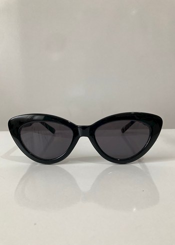 Siyah retro model kadın güneş gözlüğü - Görsel 4