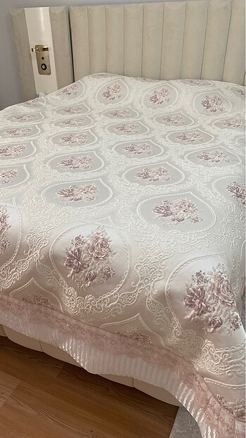Yatak örtüsü takımı ( köpürme /yorgan formunda) - Görsel 3