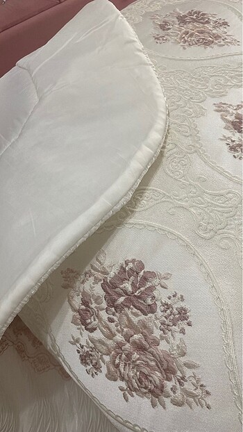 Yatak örtüsü takımı ( köpürme /yorgan formunda) - Görsel 6