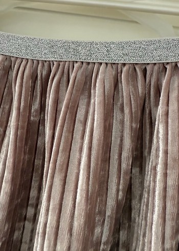 Kız Çocuk Pilili Pudra Pembe Kadife Etek - Görsel 3