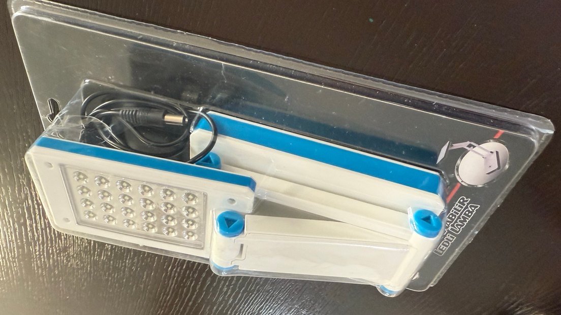 Led Işıklı Katlanır Standlı Lamba - Görsel 2