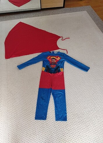 Superman kostümü 4-5 yaş