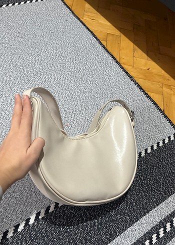 Minimalist Beyaz Deri Kadın Omuz Çantası - Görsel 3