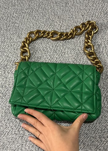 Zincir Detaylı Yeşil Deri Kadın Çanta - Görsel 2