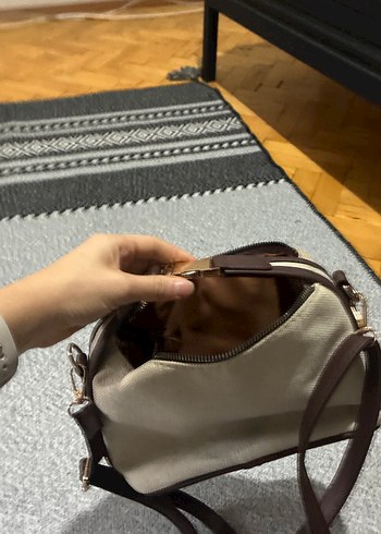 Kahverengi Fermuarlı Kadın Çanta - Görsel 2