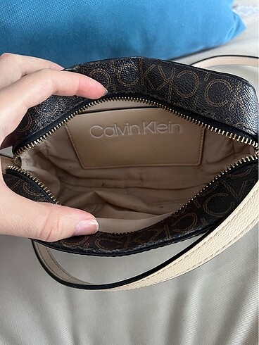 Beden siyah Renk Calvin Klein monogram çanta