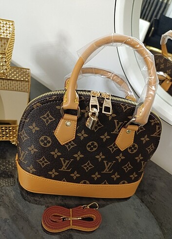 Louis Vuitton Çanta 