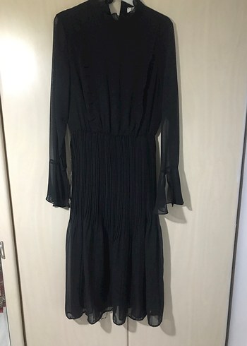 Siyah Uzun Piliseli Gotik Kadın Elbise - Görsel 3