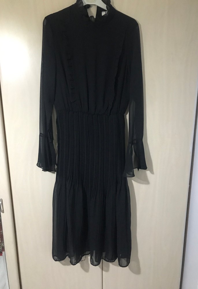 Siyah Uzun Piliseli Gotik Kadın Elbise - Görsel 3