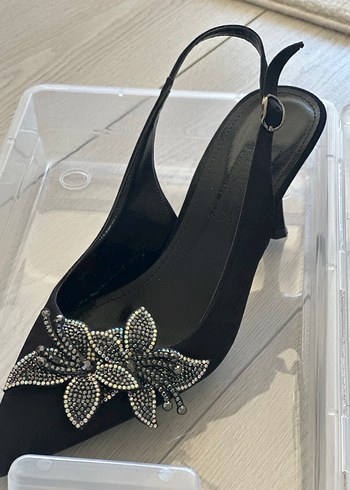 Payetli Siyah Çiçekli Yüksek Topuklu Kadın Ayakkabı - Görsel 5