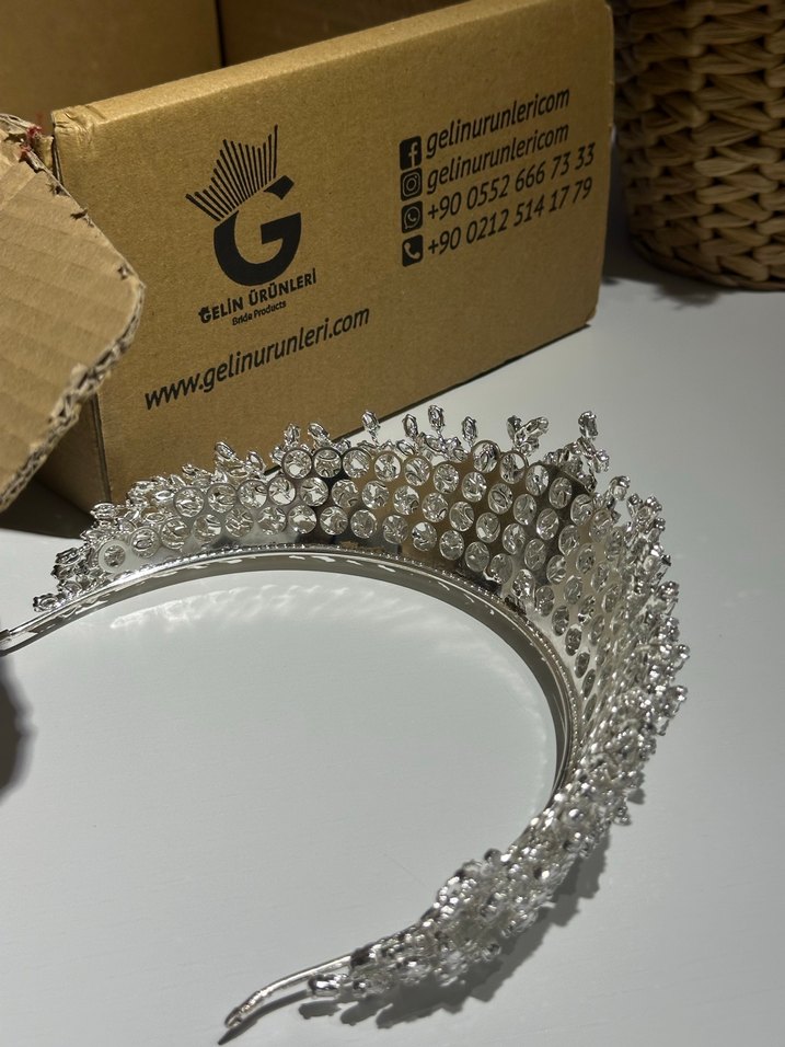 Beyaz Parlak Payetli Gelin Tacı (GELİN ÜRÜNLERİ) - Görsel 2