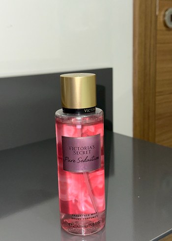 Victoria's Secret Kadın Parfümü (ORJİNAL) - Görsel 3