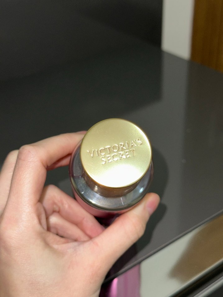 Victoria's Secret Kadın Parfümü (ORJİNAL) - Görsel 4