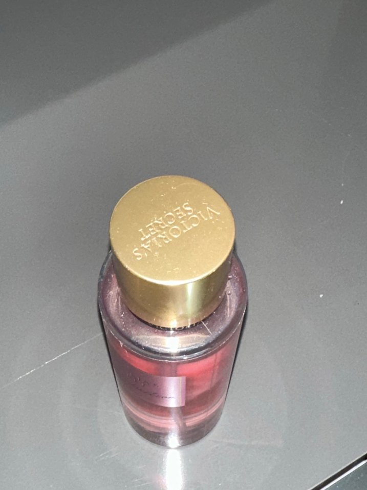 Victoria's Secret Kadın Parfümü (ORJİNAL) - Görsel 2