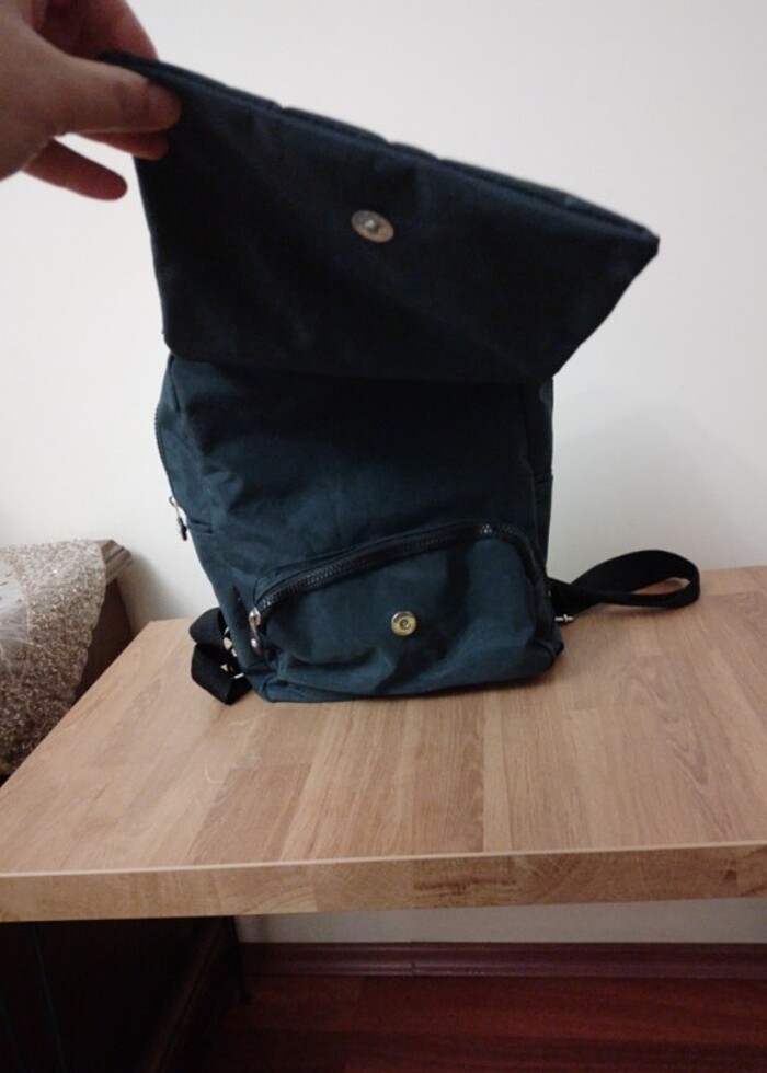 Sırt çantası - Görsel 4