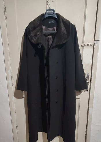 Kahverengi Yakalı Siyah Kaban - Görsel 8