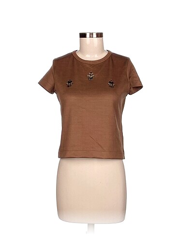 Zara T-shirt %70 İndirimli.