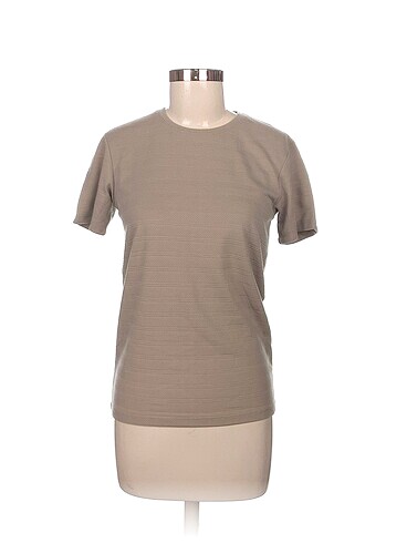 Diğer T-shirt %70 İndirimli.