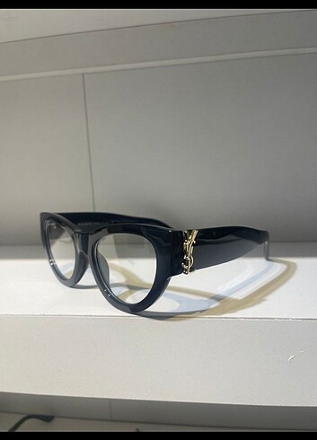 Yves saint Laurent güneş gözlüğü